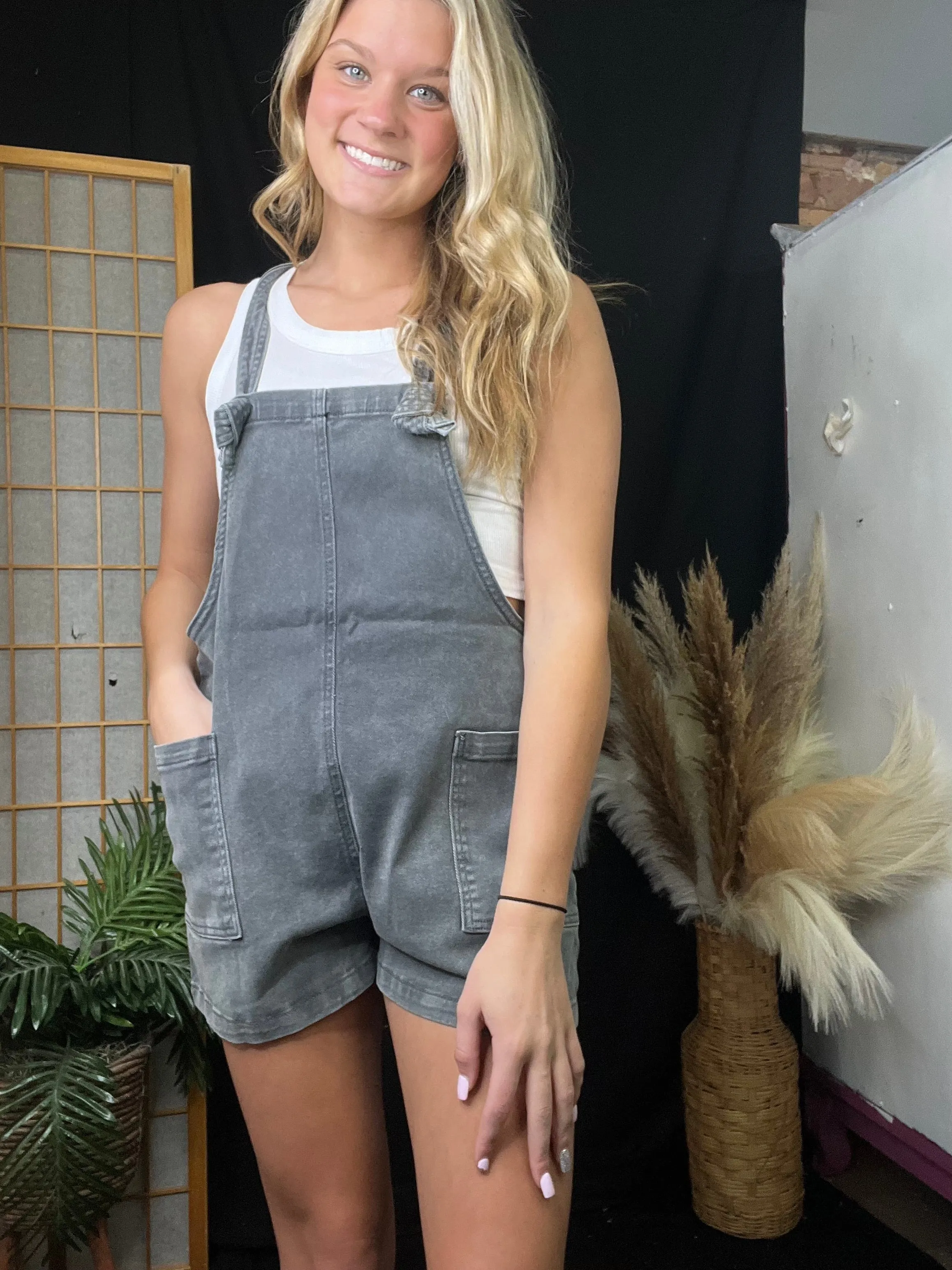 White Cropped Tank