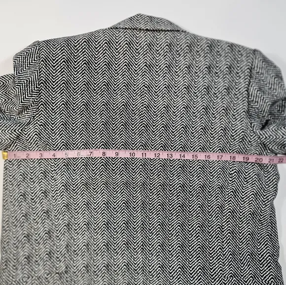 White House Black Market Herringbone Print Ecru The Relaxed Blazer Jacket Sz 10