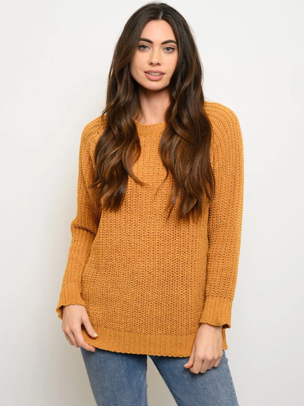 WOMEN'S LONG SLEEVE FRONT DETAIL SWEATER