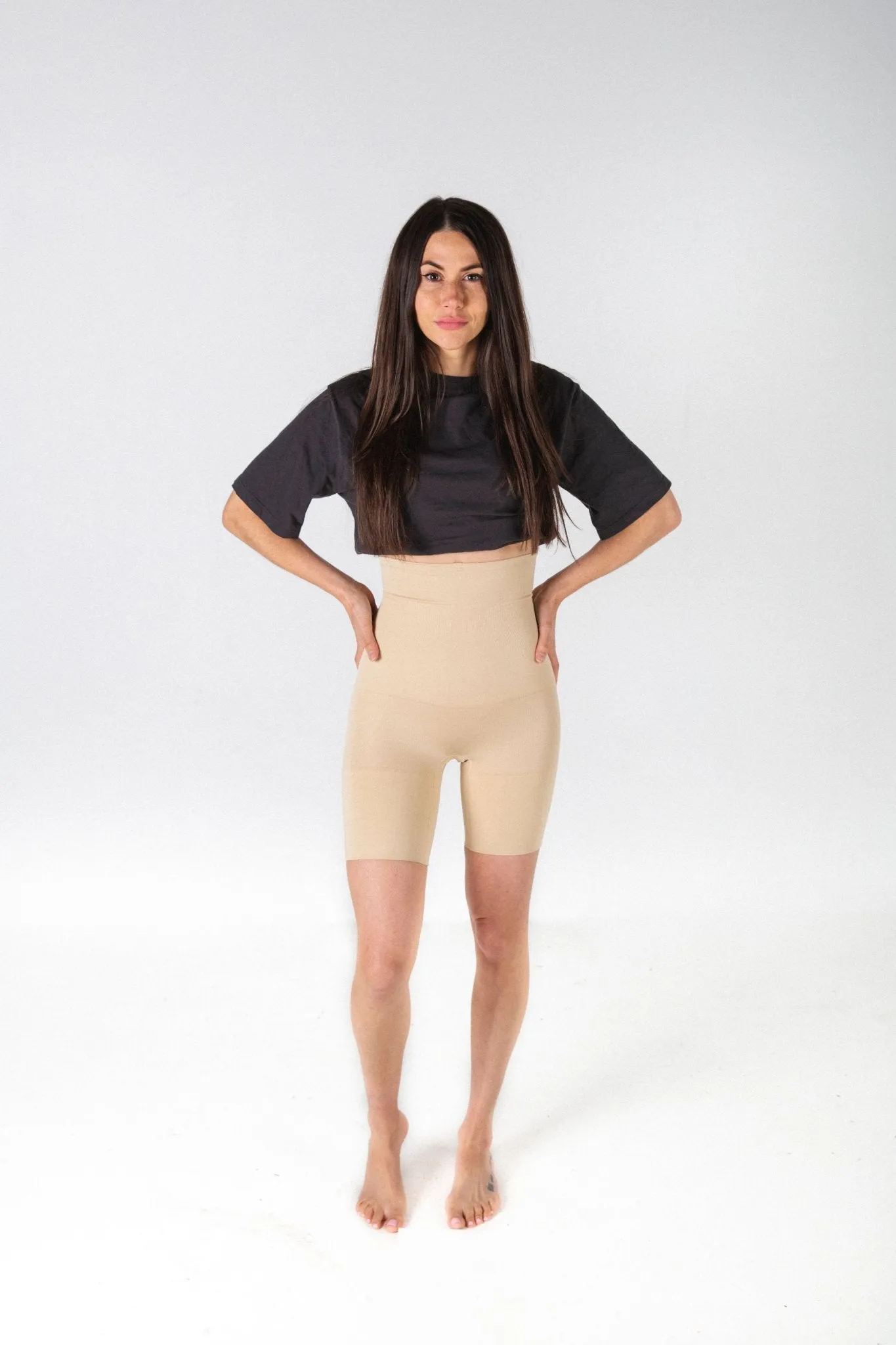 WOMENS SCULPTING SHORTS WITH STRAPS