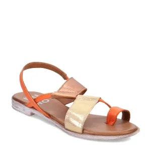 Women's Yuki Flat Sandal In Orange Gold Multi